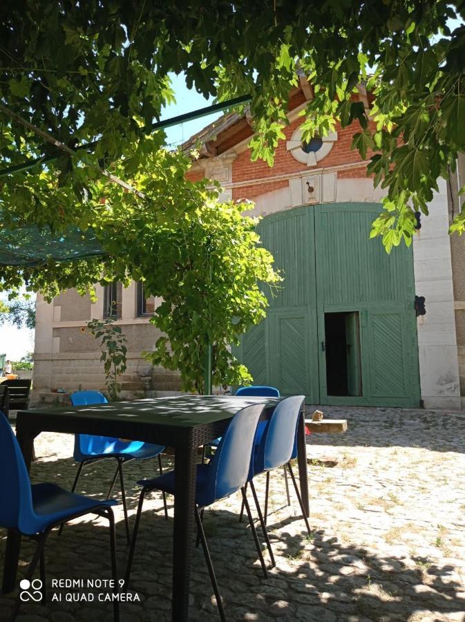 Villa Les Pierrades En Camargue Vauvert Exterior foto