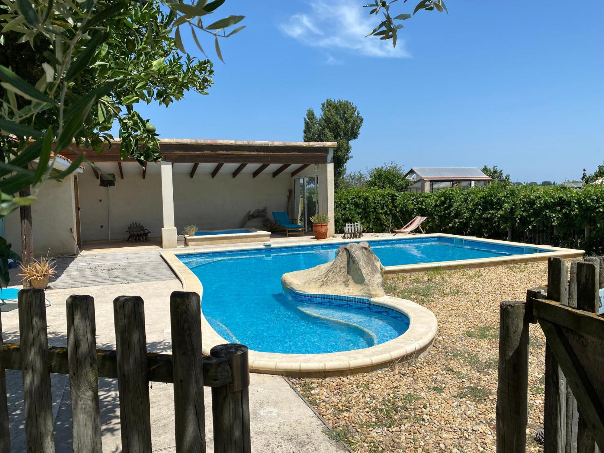 Villa Les Pierrades En Camargue Vauvert Exterior foto
